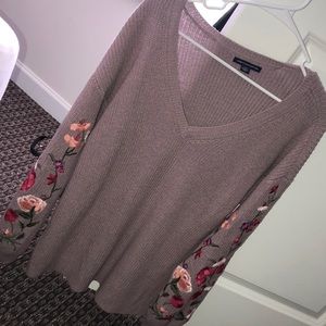 American Eagle sweater